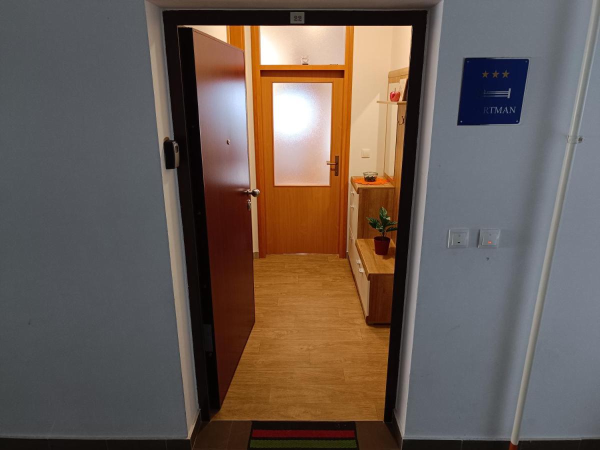 Apartman Ante Gospić Buitenkant foto
